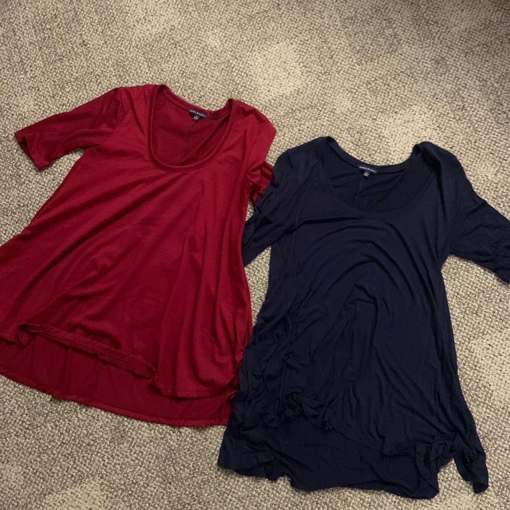 Bundle of 2 tops